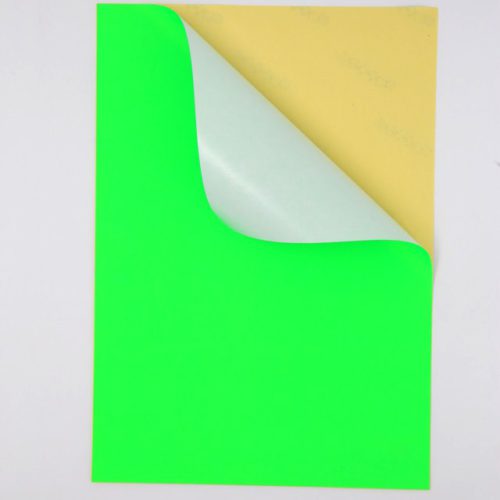 Флуоресцентные зеленые этикетки на листах А4